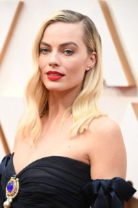 peinados-oscars-margot-robbie